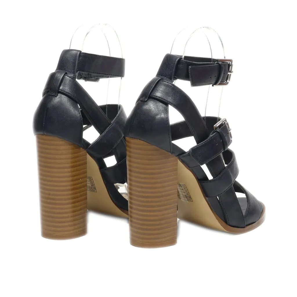 Forever 21 Flat Sandals Leather Black Colour For Women