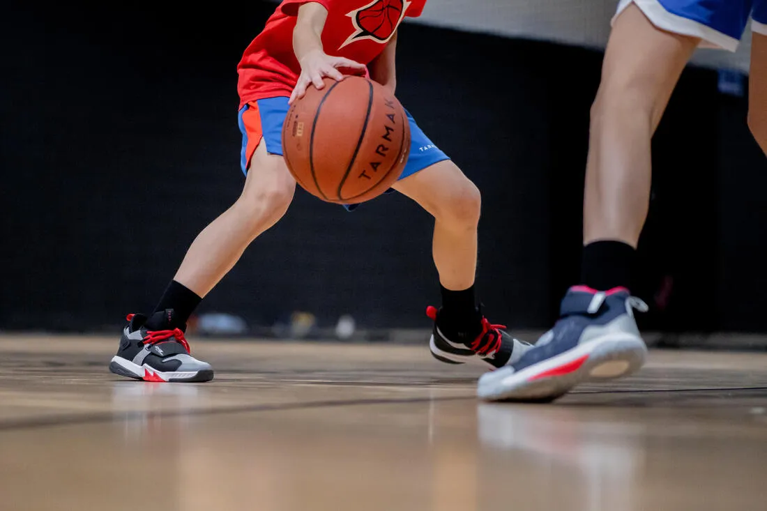 Kids' Intermediate Basketball Shoes SS500M - Black/Red